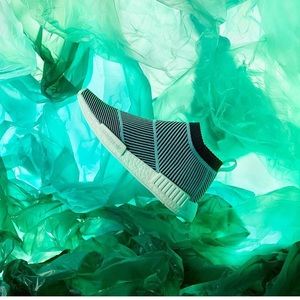 Meet your Posher, Barrett